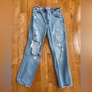 ABERCROMBIE&FITCH Ultra High Rise 90s Straight Jeans (Light Wash Denim)